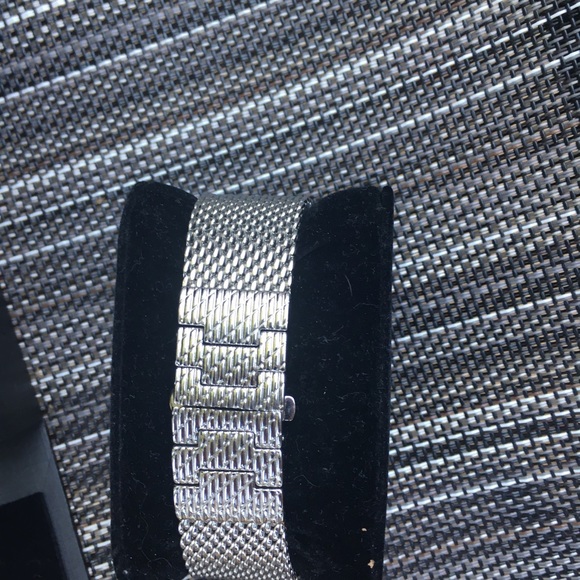 Citizen watch...only worn a hand full of times. - Picture 3 of 5